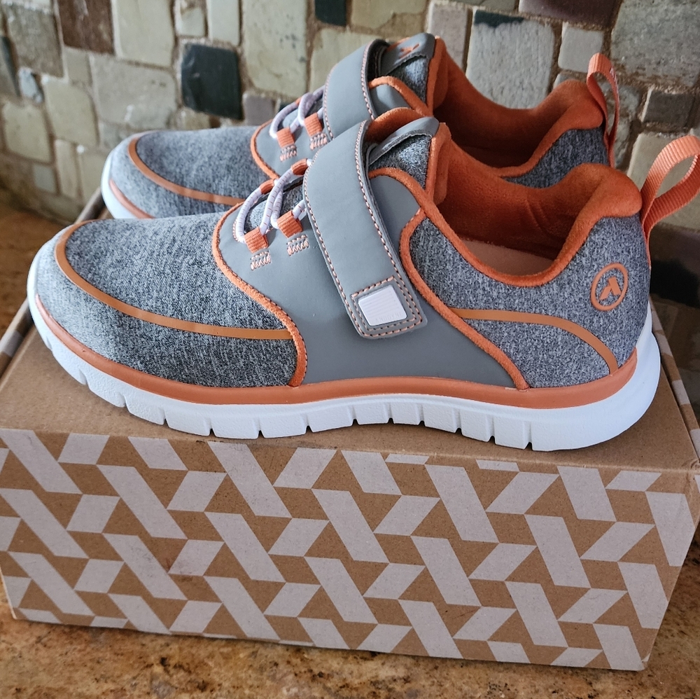 Anodyne Shoes